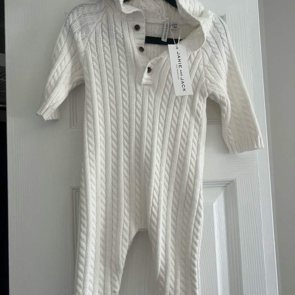 Janie and Jack White Cable Knit Footies